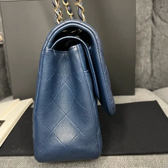 CHANEL classic double flap JUMBO caviar NAVY leather bag - Picture 8 of 16
